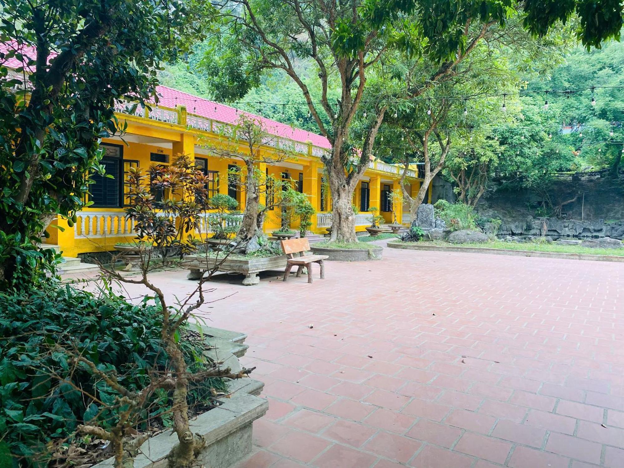 Khu Du Lich Sinh Thai Nui Ngam Nam Dinh Exterior photo